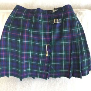 Plaid wool skirt, made in Scotland